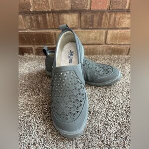 JBU by Jambu Bellflower Moc slip on shoes  7.5